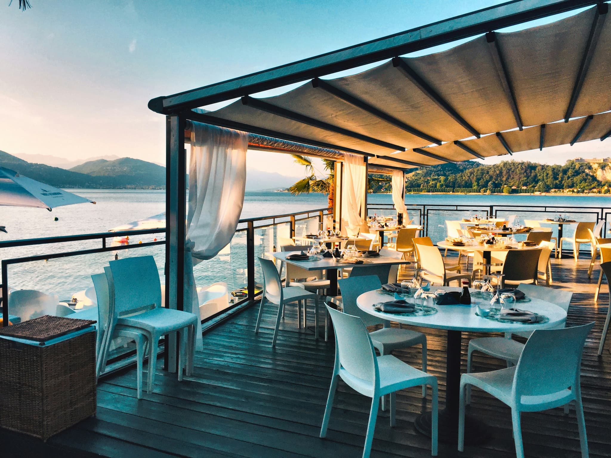 Restaurant Terrasse mit Seeblick